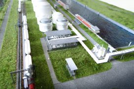 Model instalacji oczyszczania i osuszania LNG